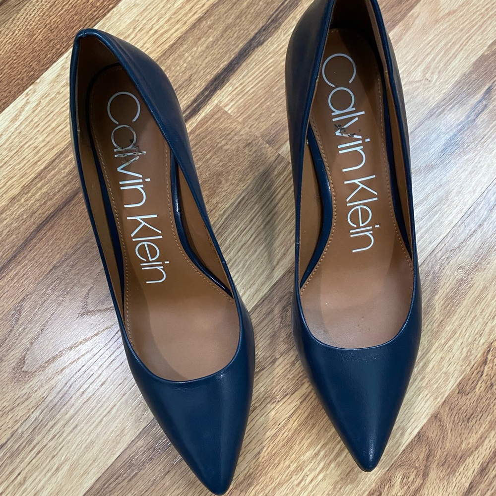Calvin Klein Women's Black Pumps